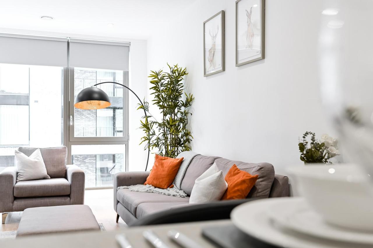 Khayat Homes - The Owelor - Two Bed Londyn Zewnętrze zdjęcie